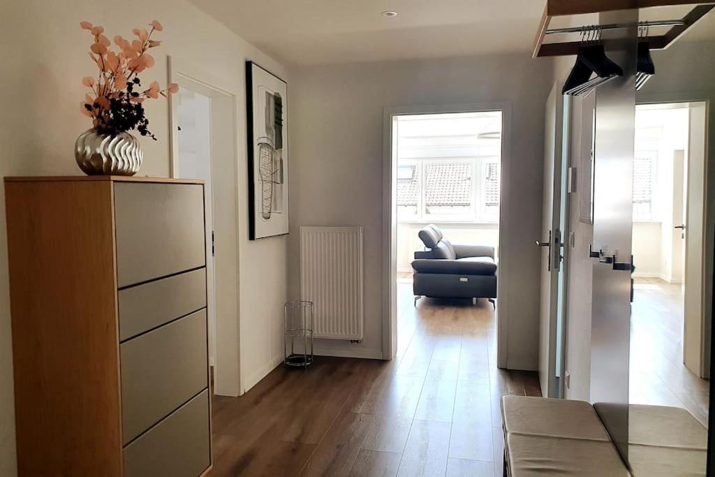 BlumenRaum - Ferienwohnung In Karlsruhe Exteriör bild