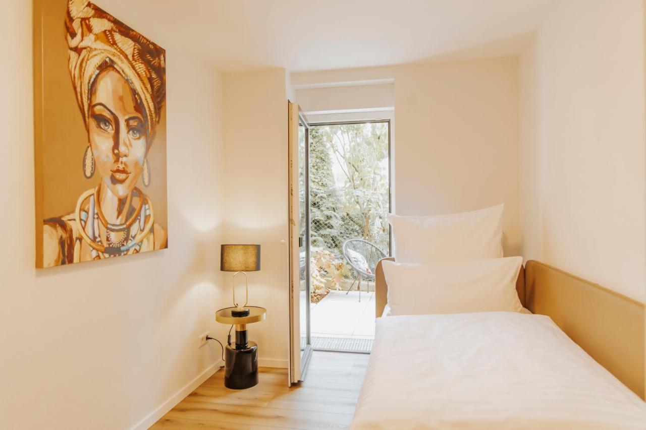 BlumenRaum - Ferienwohnung In Karlsruhe Exteriör bild