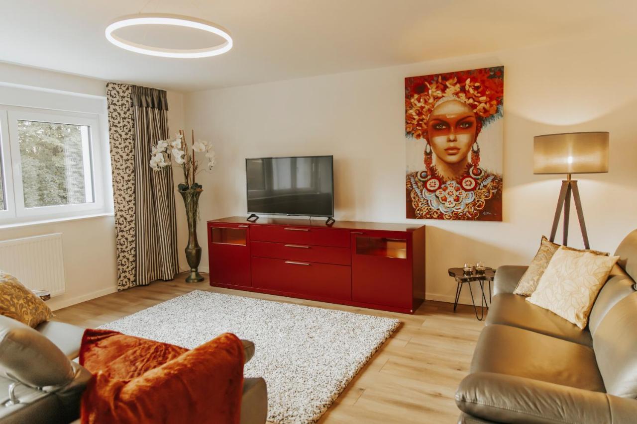 BlumenRaum - Ferienwohnung In Karlsruhe Exteriör bild